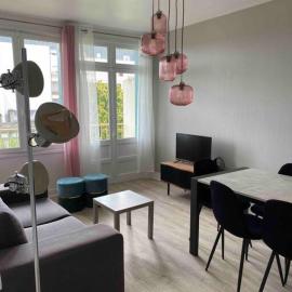 Bel appartement centre ville de Vierzon、ヴィエルゾンのホテル