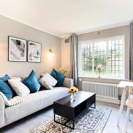 Garden Flat, Walnut Tree House