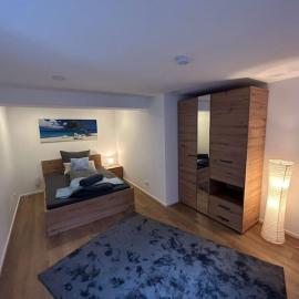 Ferienwohnung zur Fröhlichkeit mit 2 Schlafzimmern & Wallbox