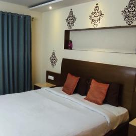 Happy Vibes studio flats - service apartment, hotel in Mysore