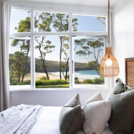 Pebbly Beach Escape, hotell sihtkohas East Lynne