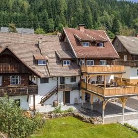 Gailtal Appartements Nähe Skigebiet, hotell sihtkohas Wertschach