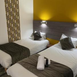 Dijon में, होटल FASTHOTEL A Dijon