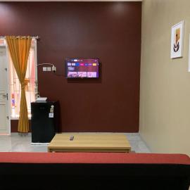 Simple Home near Baturraden, hotel u gradu Rempawah