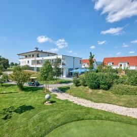 Bachhof Resort Hotel, Hotel in Straubing