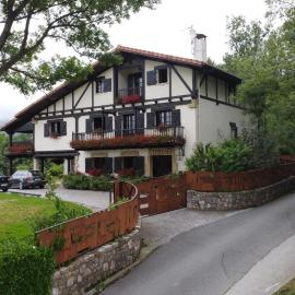 Casa Rural Maidanea, Hotel in Hondarribia