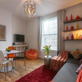 The Wanderlust in the Heart of Covent Garden - 1BR Apartment sleeps 4 - Near Tube - Tesco and Restaurants