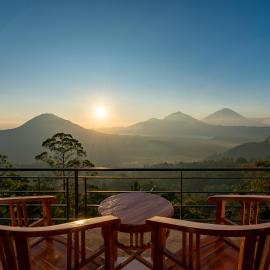 Tegal Sari Cabin Kintamani: Kintamani şehrinde bir otel