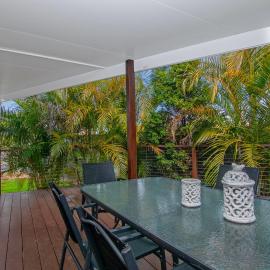 Evans Beach House - 24 Cedar Street, hotel a Evans Head