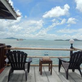 Navareeya House Seaview