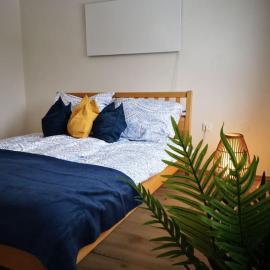 Apartment direkt am Weingut Garber، فندق في Etzendorf