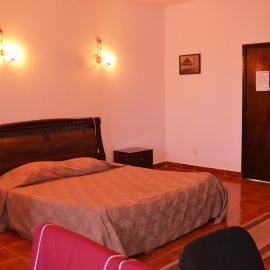 Austral Hotel, hotel in Farafangana