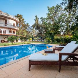SaffronStays Amarah Pet-friendly Luxury Villa-Assagao, North Goa, hotel u gradu Assagao