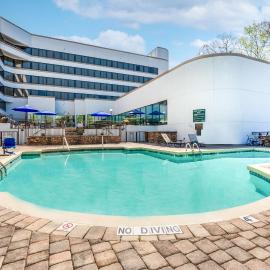 DoubleTree by Hilton South Charlotte Tyvola