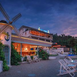 Beach Lodge