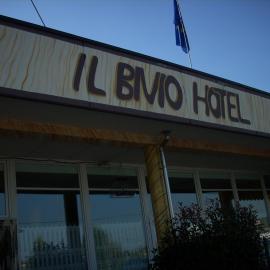 Il Bivio Hotel, hotel Carmagnolában
