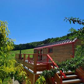 La roulotte du tonnelier, hotel a Castelnau-de-Montmiral