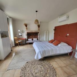 L'OREE DES LACS, Maison de village tout confort, Hotel in Radonvilliers
