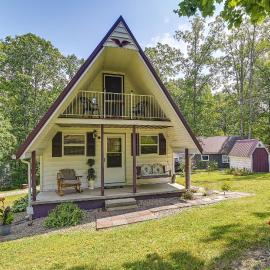 Dog-Friendly Home Rental ~ 5 Mi to Cave Run Lake!, hotel in Wellington