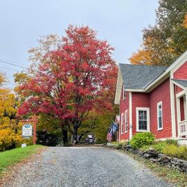 Deerfield Valley Inn - Mt Snow BnB Fireplace Rooms and Breakfast, hotel v destinaci Dover