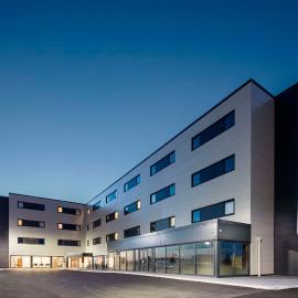 Hampton By Hilton Humberside Airport, hotel in Kirmington