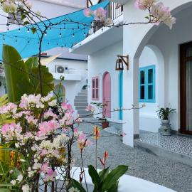 Mini studio with huge balcony, hotel in Thôn Lại Thê