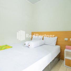 Atiq Homestay Syariah Mitra RedDoorz, hotelli kohteessa Serang