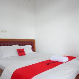 RedDoorz near Alun Alun Wonosobo 2, ξενοδοχείο σε Wonosobo