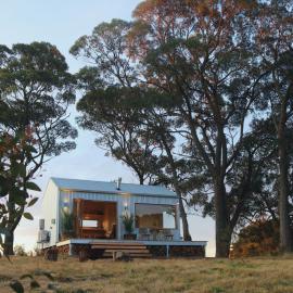 Southern Highlands Vineyard Cabin by Outpost, Hotel in Exeter