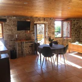 Studio de la Voute, hotel u gradu Vernosc-lès-Annonay