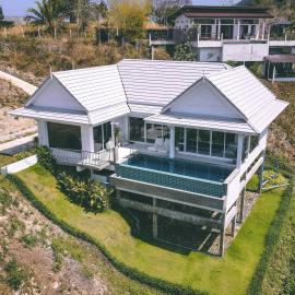 BaanKuer Hill Pool Villa: Ko Lanta şehrinde bir otel