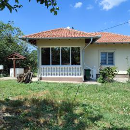 Apartman Milenkovic, hotel in Malo Laole