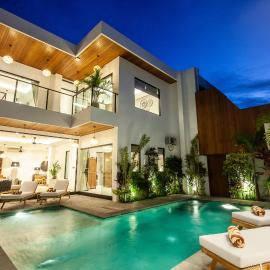 Zayana Villas Resort Seminyak, hotel u gradu Seminjak