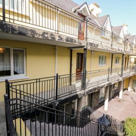 2 Garnish Court, hotel u gradu Glengarif