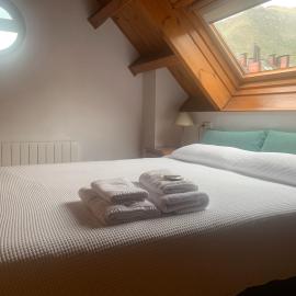 Allotjament SV, hotel di Pla de l'Ermita