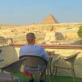 Seven Pyramids View Inn - Rooftop Breakfast、カイロのホテル