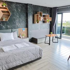 Cherry Hotel Bến Lức, hotel v mestu Bến Lức
