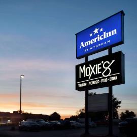 AmericInn by Wyndham La Crosse Riverfront Conference Center, hotell sihtkohas La Crosse