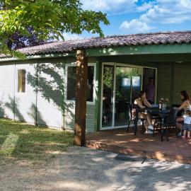 Viesnīca Les chalets de Gaillac pilsētā Gaijaka