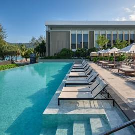 Four Points by Sheraton Phuket Patong Beach Resort, hotel di Pantai Patong