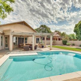 Retreat w/ Outdoor Oasis! Day Trip to Dtwn Phoenix