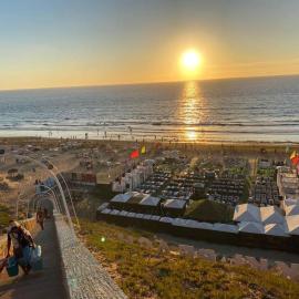 Stylish Duplex - Ocean View - Airport - Wifi - renovated 2025 - 24h reception, hotel di Jbila