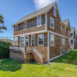 Seaside Vacation Rental - Meredith Lodging, hotel in Seaside