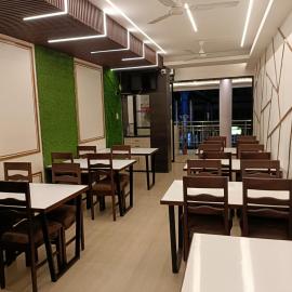 Hotel Satyam, hotel v destinácii Jaigaon