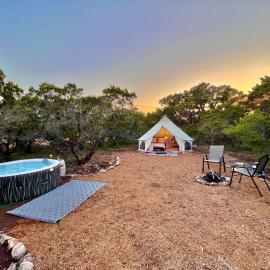 The Juniper Ranch and Retreat, hotel in Canyon Lake