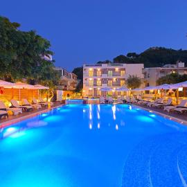 Sunny Days Hotel, hotel in Ixia