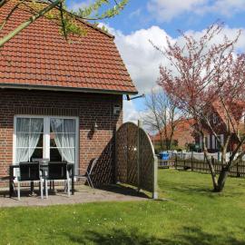 Haus Wattkieker, hotelli kohteessa Greetsiel