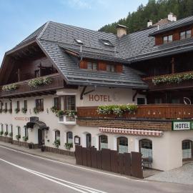 Hotel Mondschein, hotel en Sesto
