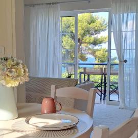Nama Beach House, Hotel in Arkadiko Chorio