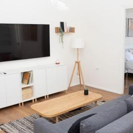 lovely apartment in Ra'anana, hotel a Ra'anana